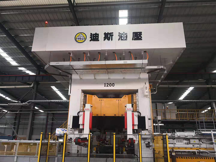 高速熱成型沖壓液壓機(jī)